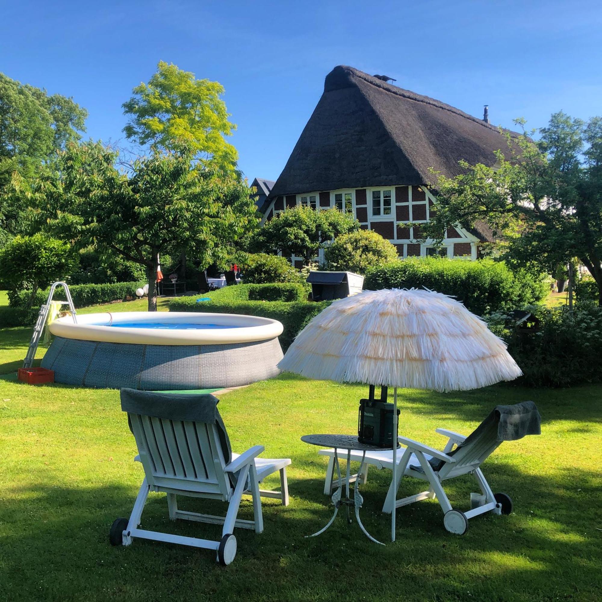 Altes Landhaus Oste, Klavier Appartement, 2 Zimmer Mit Kamin Hemmoor Exterior photo